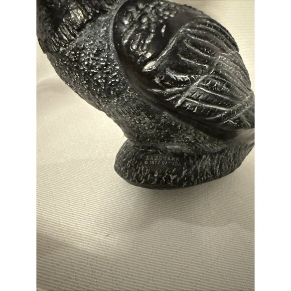 Aardvark soapstone duck sculpture - hand carved - Aardik - Picture 4 of 10
